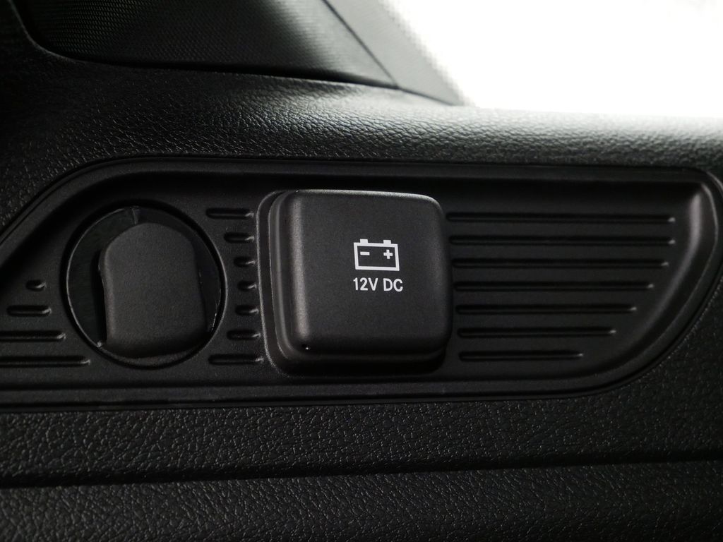 Thumbnail: 2025 Jeep Grand Cherokee - 13