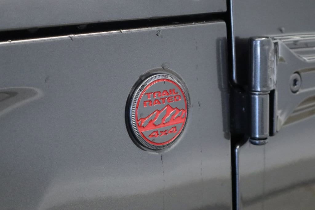 Thumbnail: 2023 Jeep Gladiator - 12