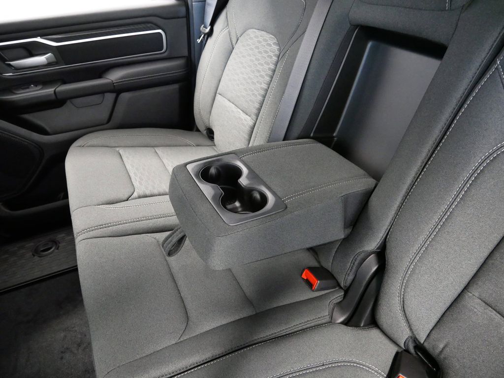 Thumbnail: 2026 RAM 1500 - 10