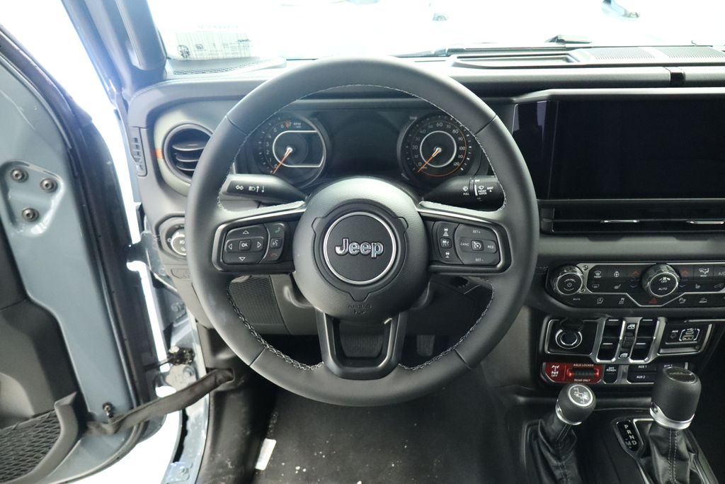 Thumbnail: 2026 Jeep Gladiator - 31