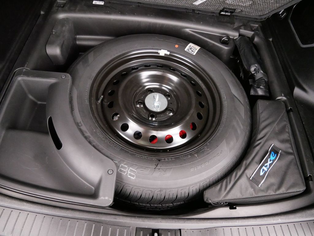 Thumbnail: 2024 Jeep Grand Cherokee - 11