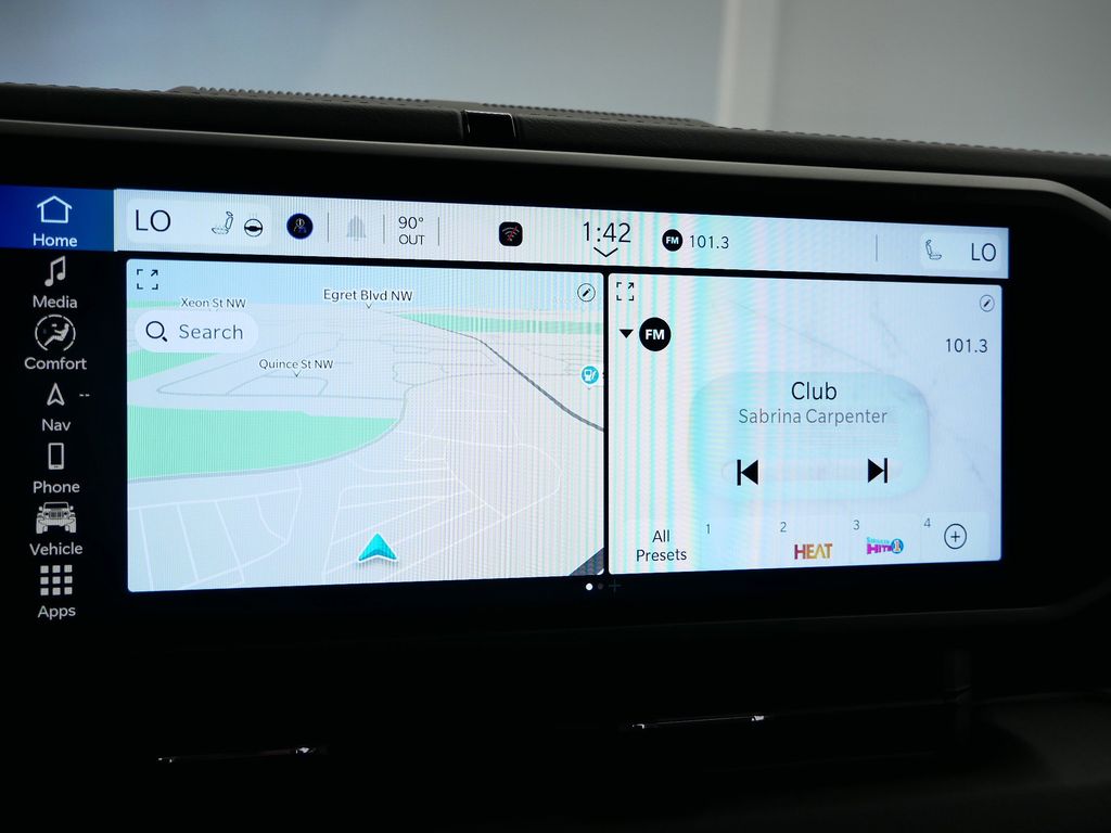 Thumbnail: 2025 Jeep Wrangler - 33