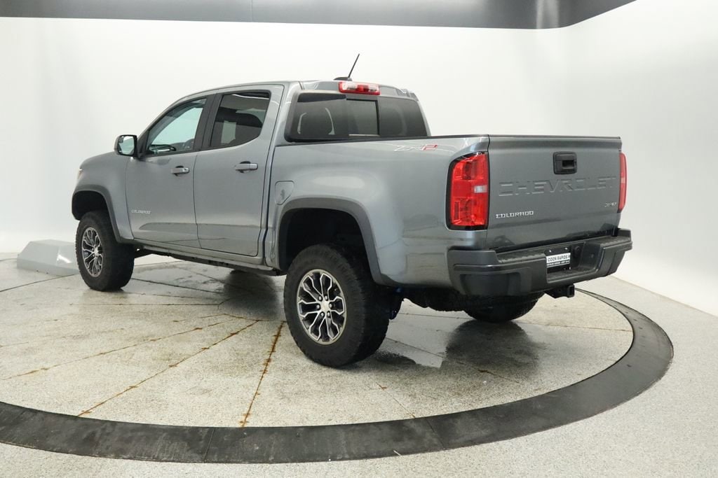 Thumbnail: 2022 Chevrolet Colorado - 3