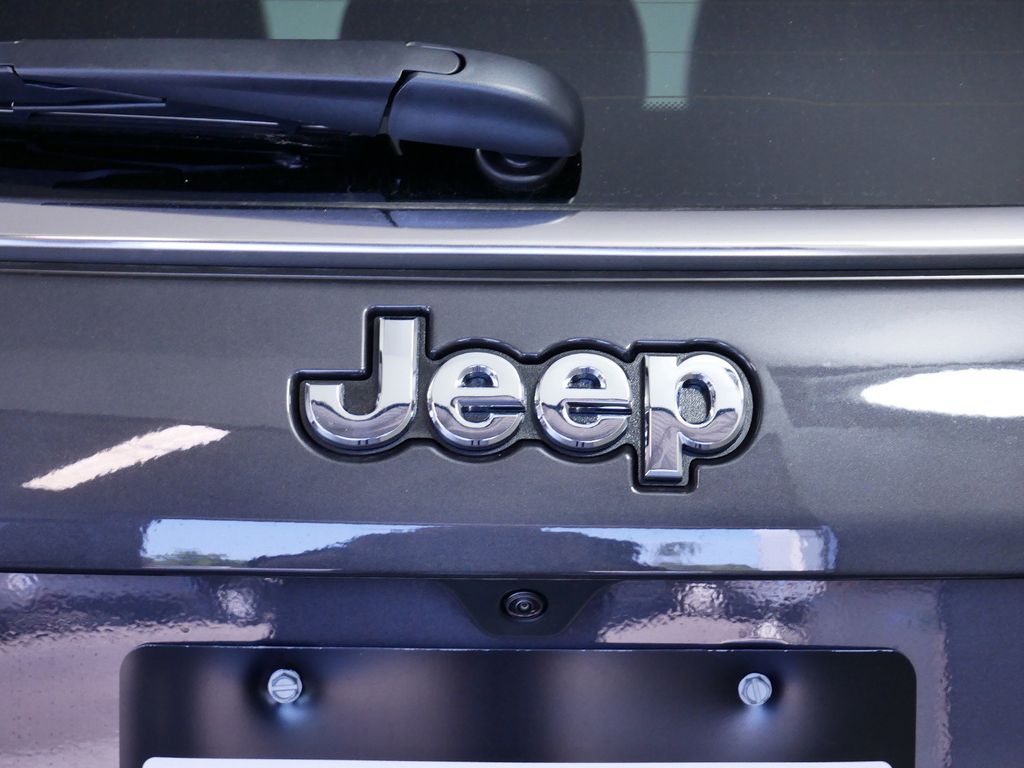 Thumbnail: 2024 Jeep Compass - 13