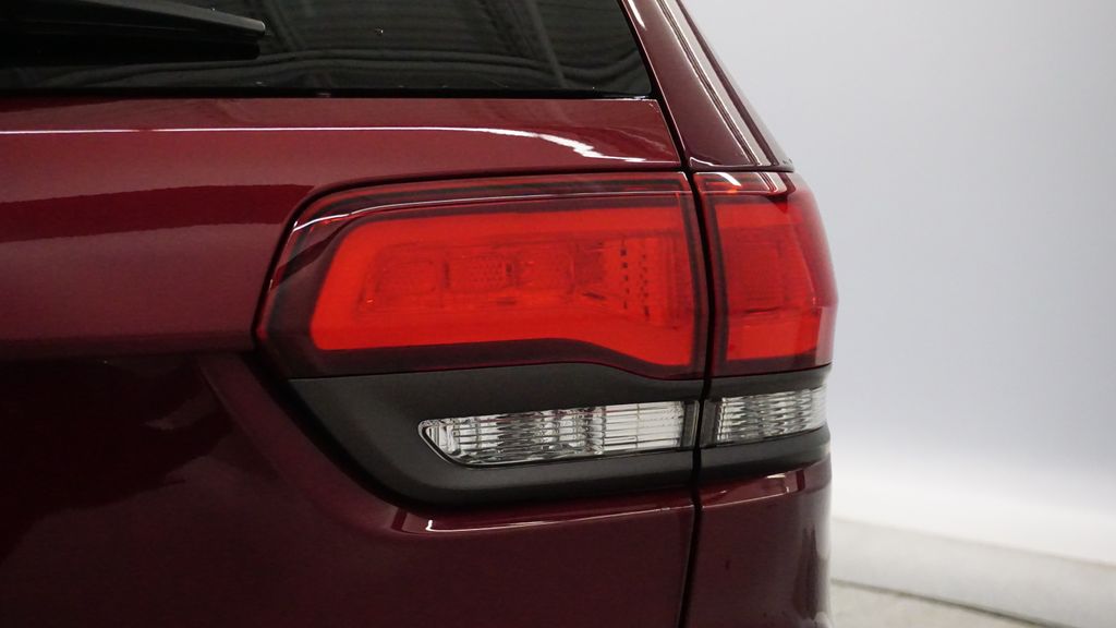 Thumbnail: 2021 Jeep Grand Cherokee - 13