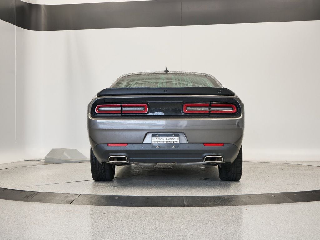 Thumbnail: 2021 Dodge Challenger - 4