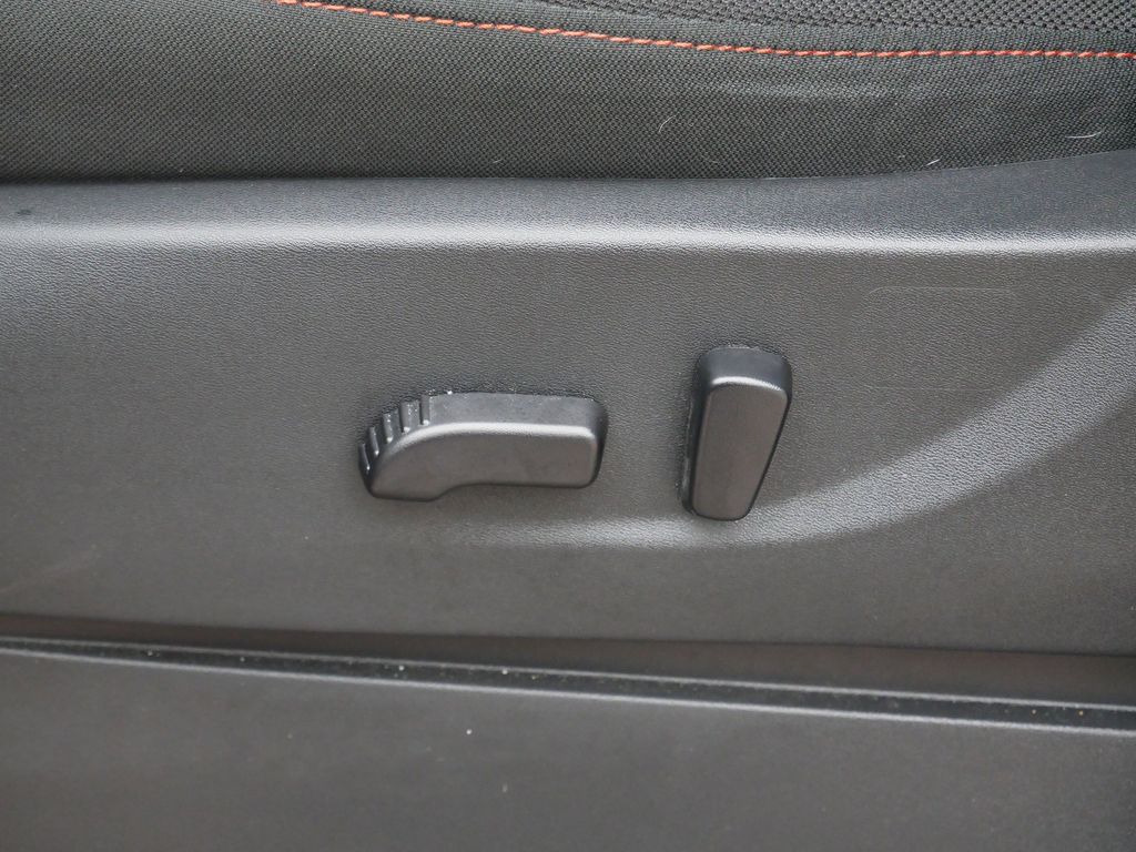 Thumbnail: 2024 Nissan Frontier - 6