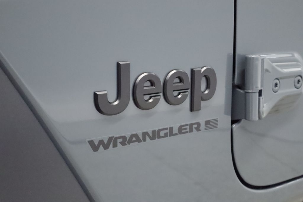 Thumbnail: 2026 Jeep Wrangler - 4