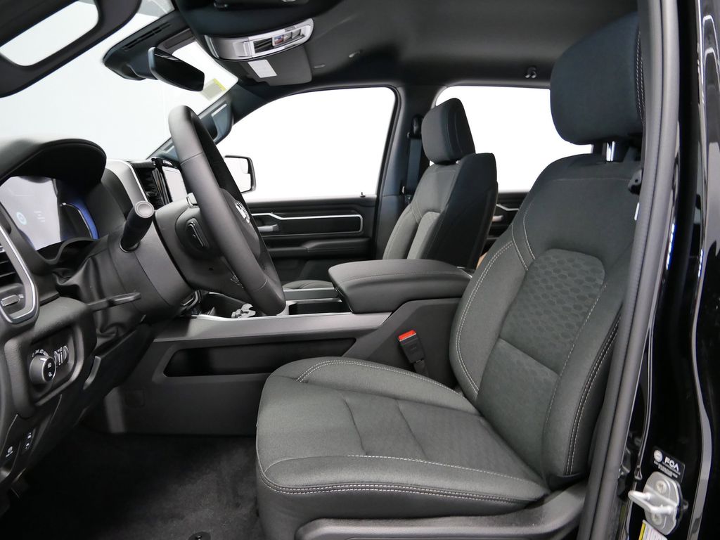 Thumbnail: 2026 RAM 1500 - 3