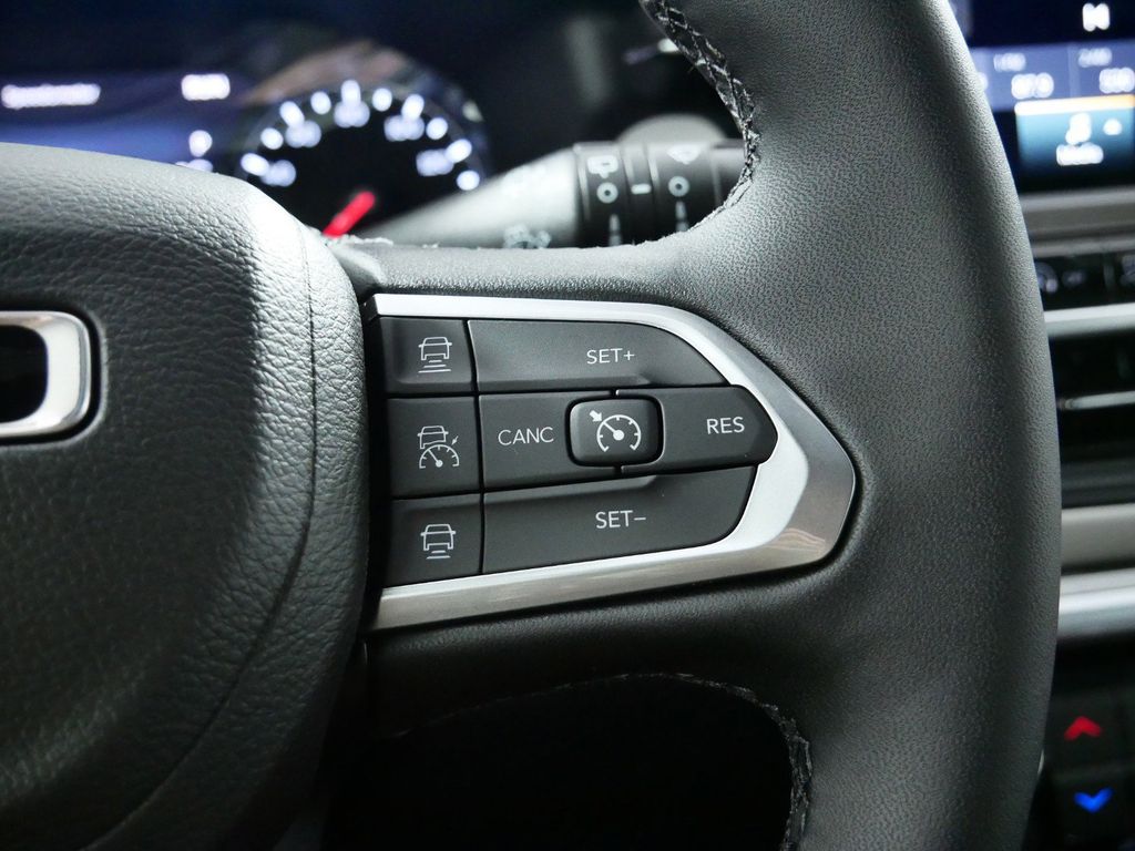 Thumbnail: 2025 Jeep Compass - 40