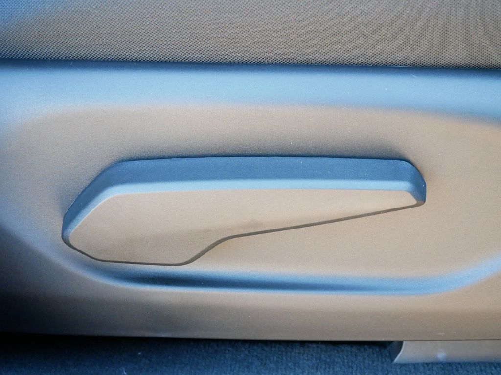 Thumbnail: 2025 Jeep Grand Cherokee - 23