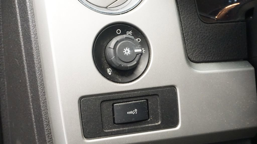 Thumbnail: 2013 Ford F-150 - 30