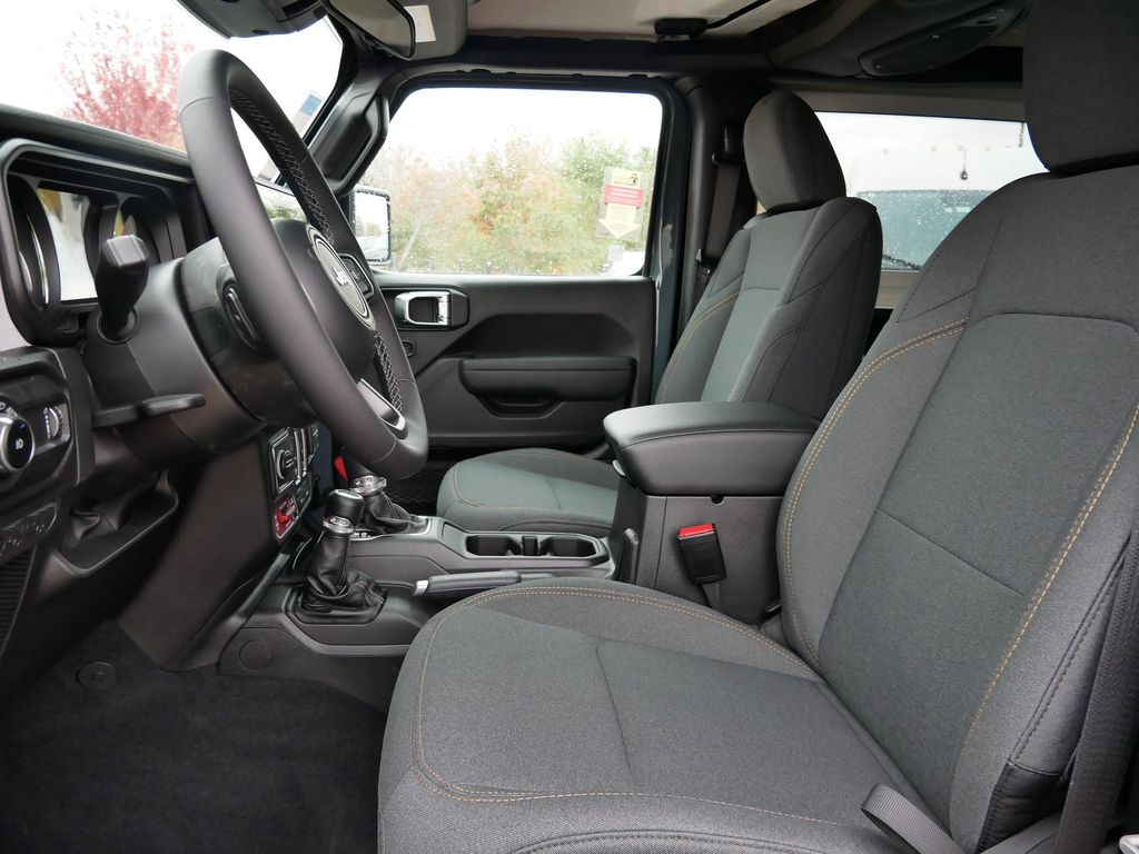 Thumbnail: 2026 Jeep Wrangler - 3