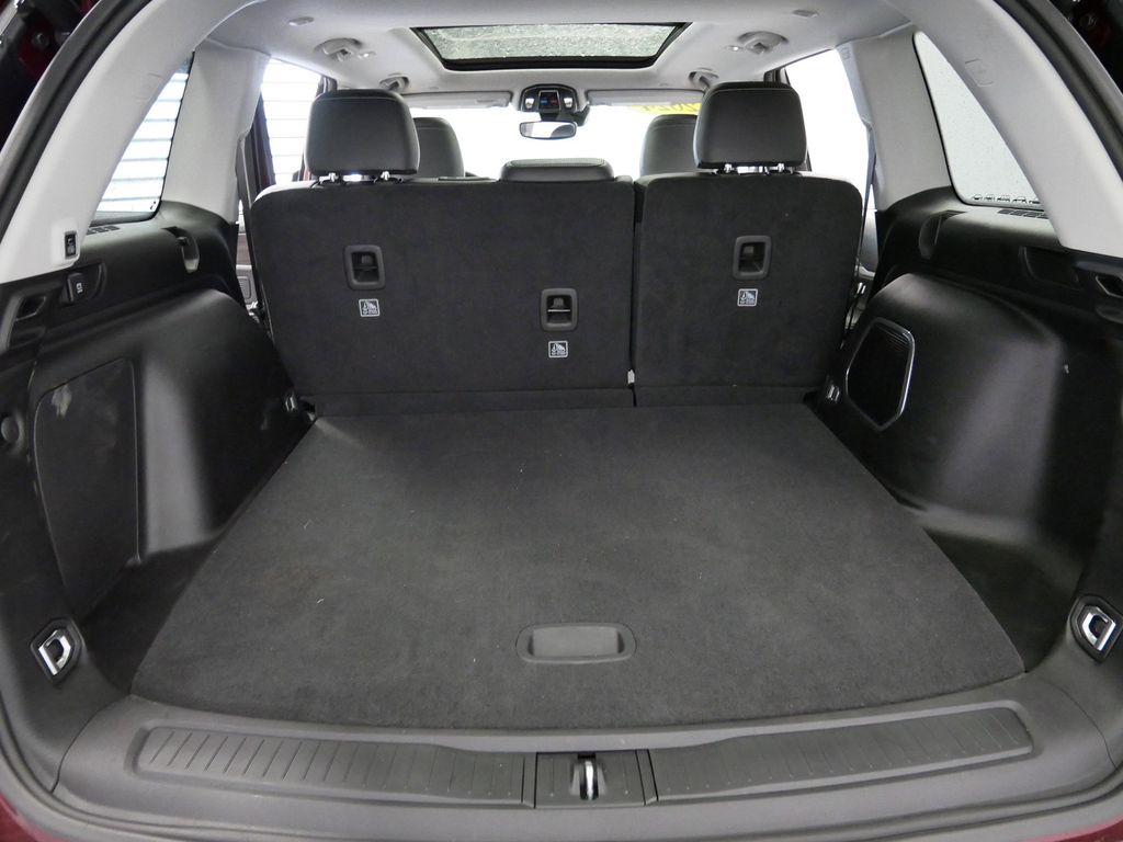 Thumbnail: 2024 Jeep Grand Cherokee - 13