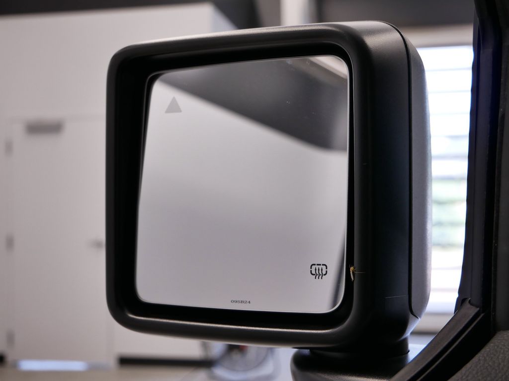 Thumbnail: 2025 Jeep Wrangler - 22