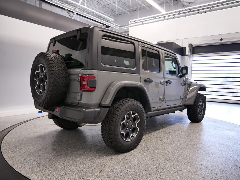 Thumbnail: 2022 Jeep Wrangler - 17
