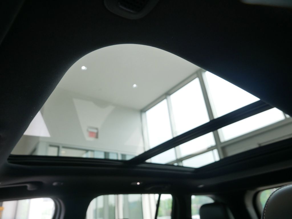 Thumbnail: 2025 Jeep Grand Cherokee - 44