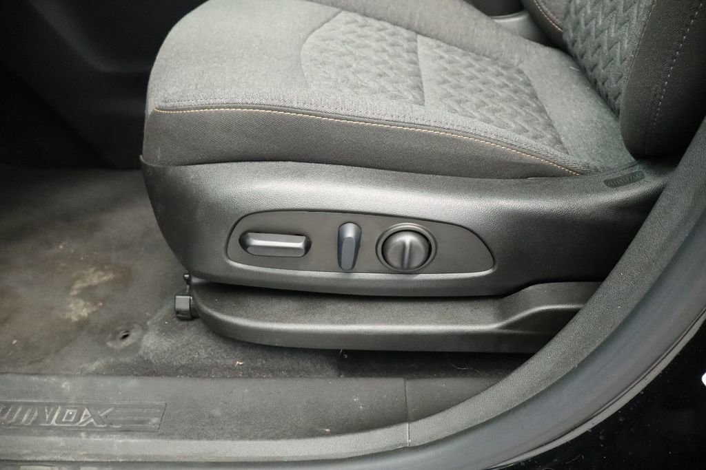 Thumbnail: 2023 Chevrolet Equinox - 31