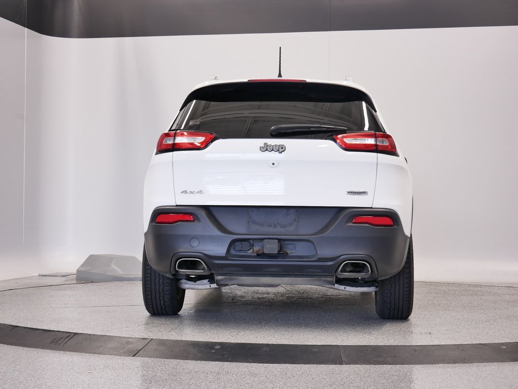 Thumbnail: 2015 Jeep Cherokee - 4
