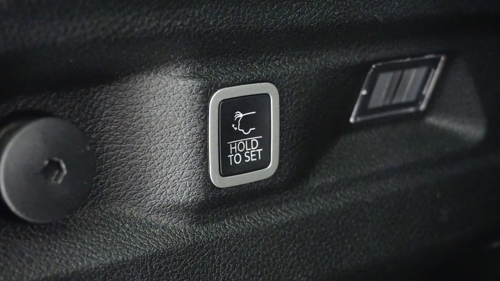 Thumbnail: 2023 Jeep Grand Cherokee L - 13