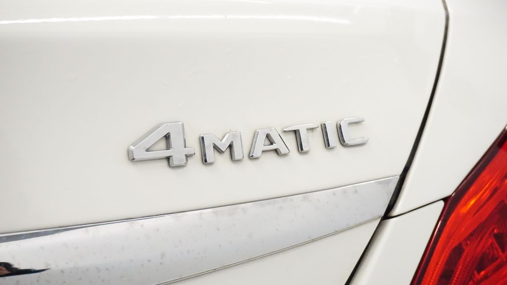 Thumbnail: 2018 Mercedes-Benz C-Class - 12