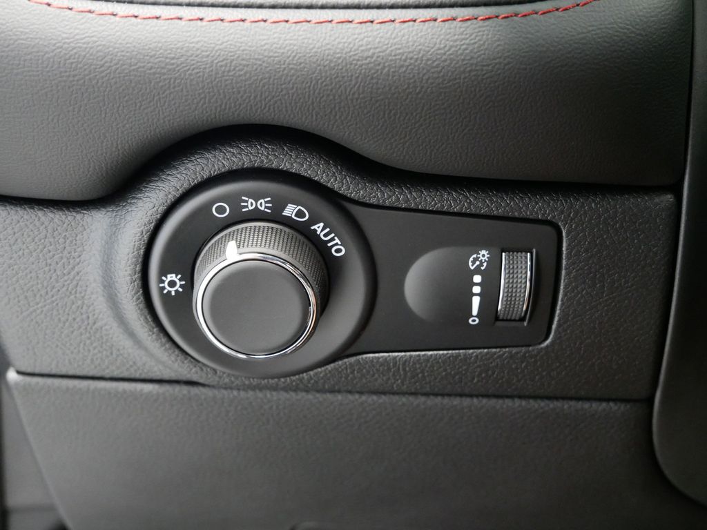 Thumbnail: 2026 Dodge Durango - 35