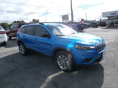 New 2022 Jeep Cherokee LATITUDE LUX 4X4 Sport Utility for Sale in Richfield Springs, NY