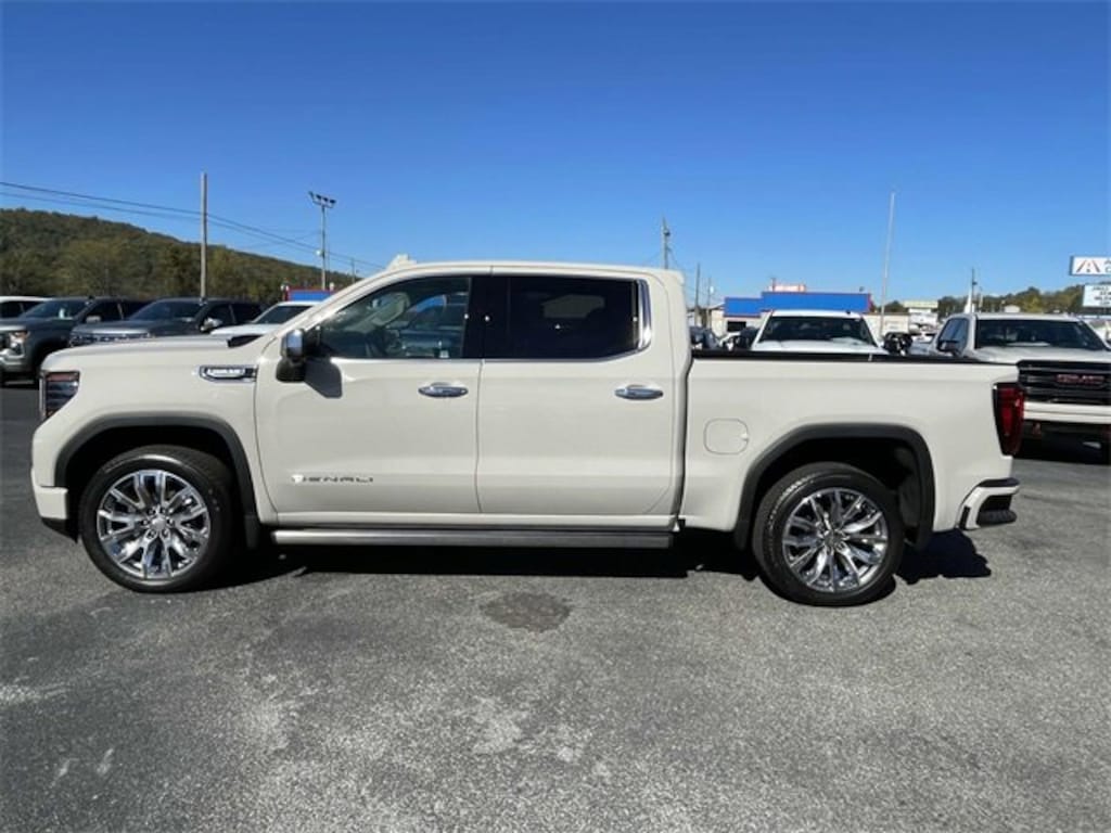 New 2026 GMC Sierra 1500 Denali Truck Crew Cab