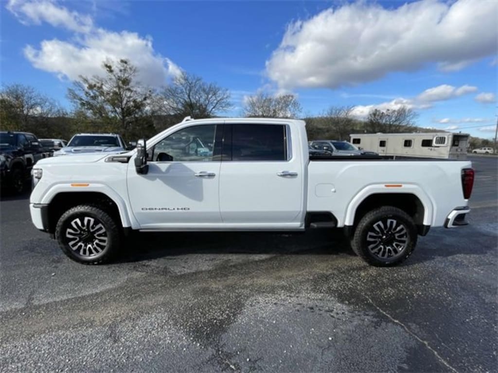 New 2026 GMC Sierra 2500 HD Denali Ultimate Truck Crew Cab