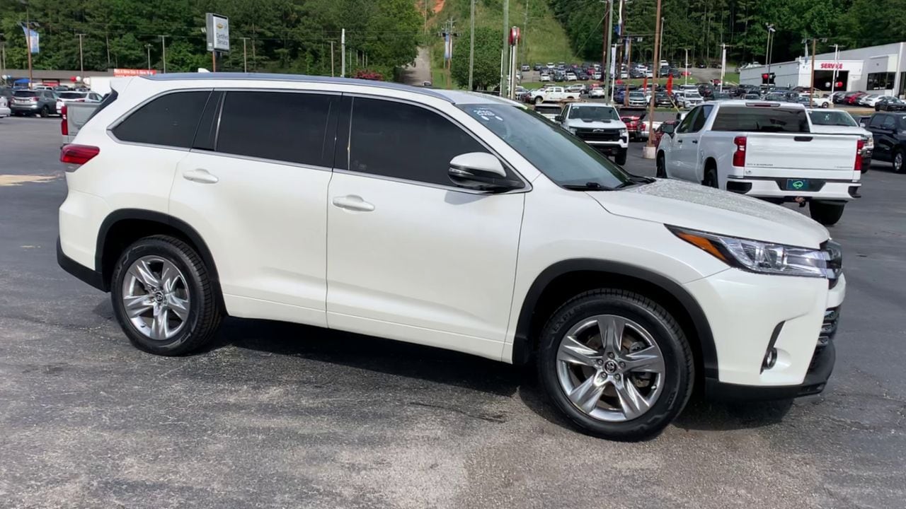 Used 2019 Toyota Highlander Limited with VIN 5TDYZRFH2KS302979 for sale in Anniston, AL