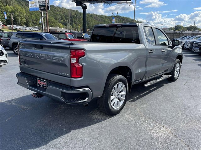 2021 Chevrolet Silverado 1500 Custom photo 3