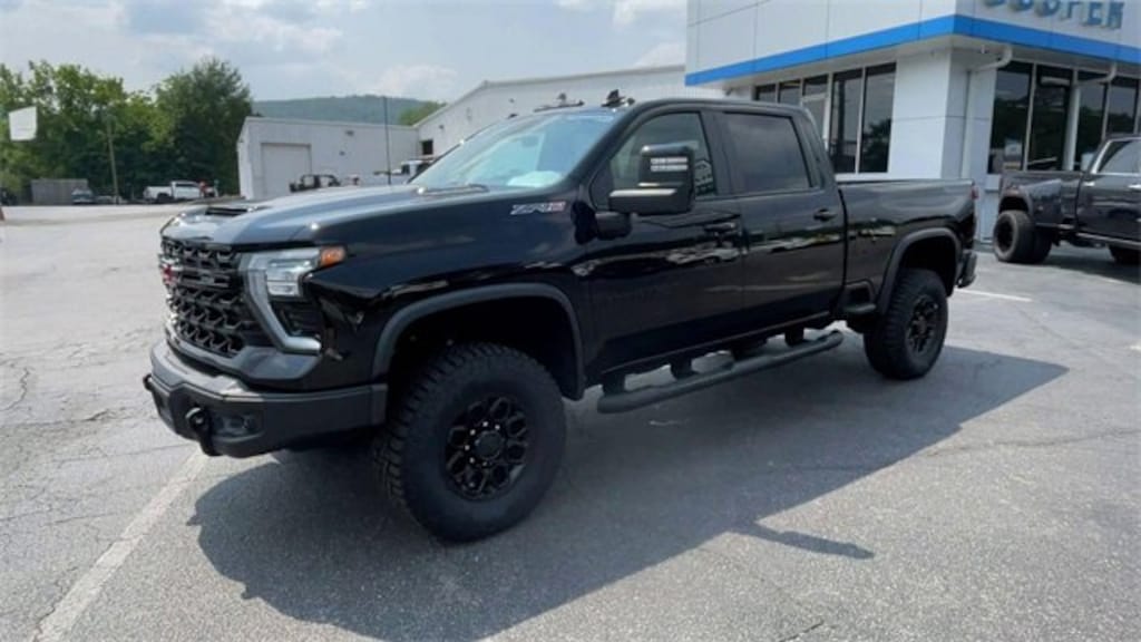 Used 2024 Chevrolet Silverado 2500 HD ZR2 Truck Crew Cab
