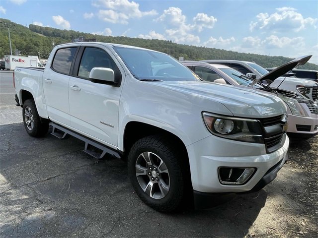 2020 Chevrolet Colorado Z71 photo 2