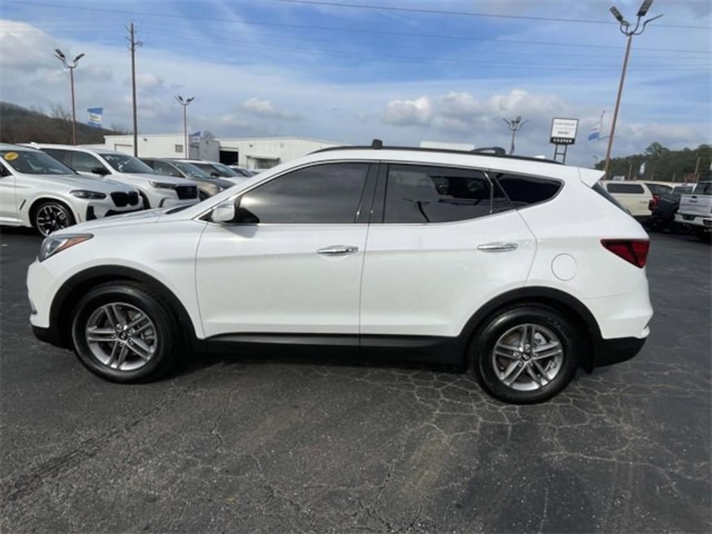 Used 2017 Hyundai Santa Fe Sport 2.4L SUV