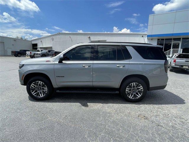 2025 Chevrolet Tahoe Z71 photo 2