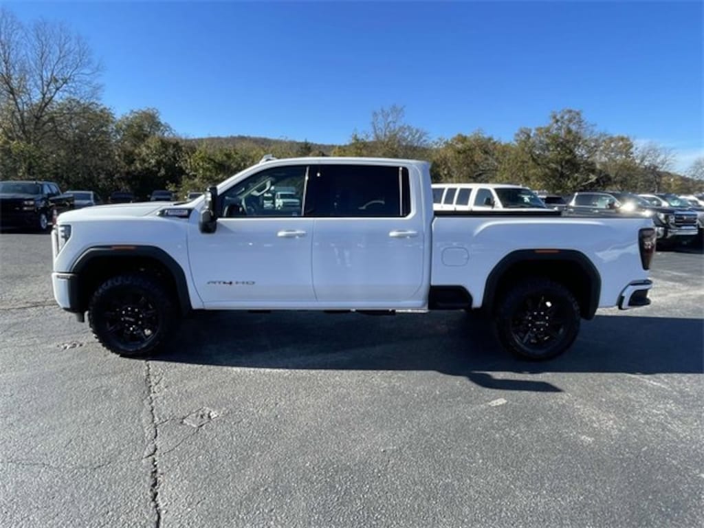 New 2026 GMC Sierra 2500 HD AT4 Truck Crew Cab