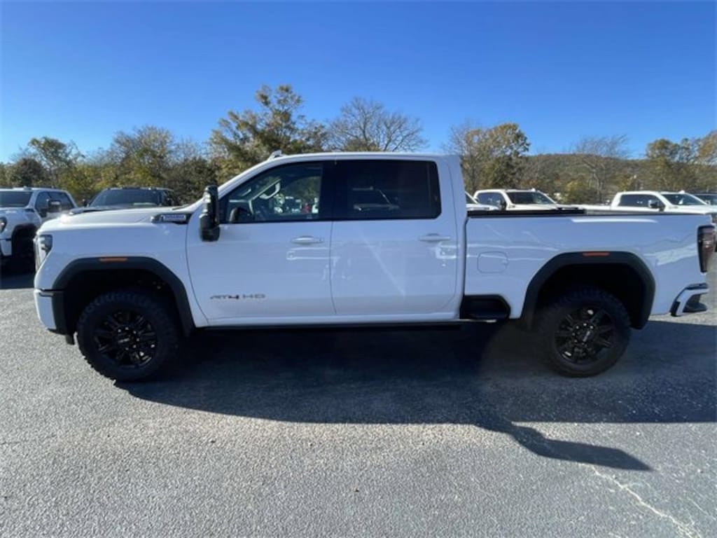 New 2026 GMC Sierra 2500 HD AT4 Truck Crew Cab