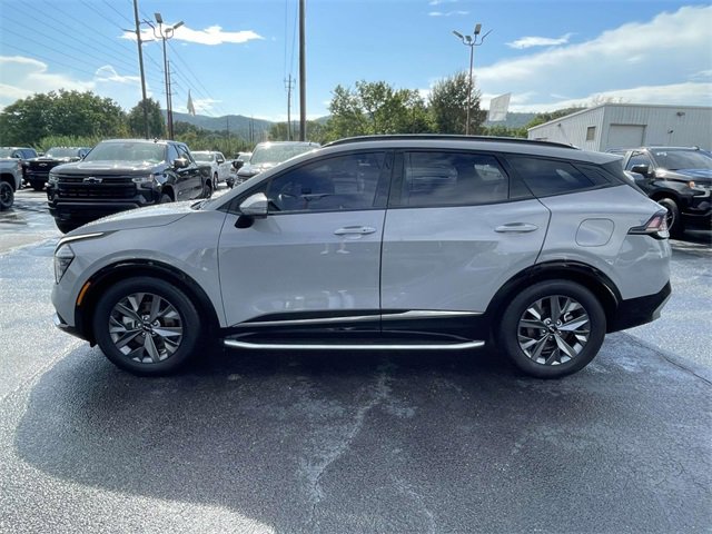 2024 Kia Sportage SX photo 2