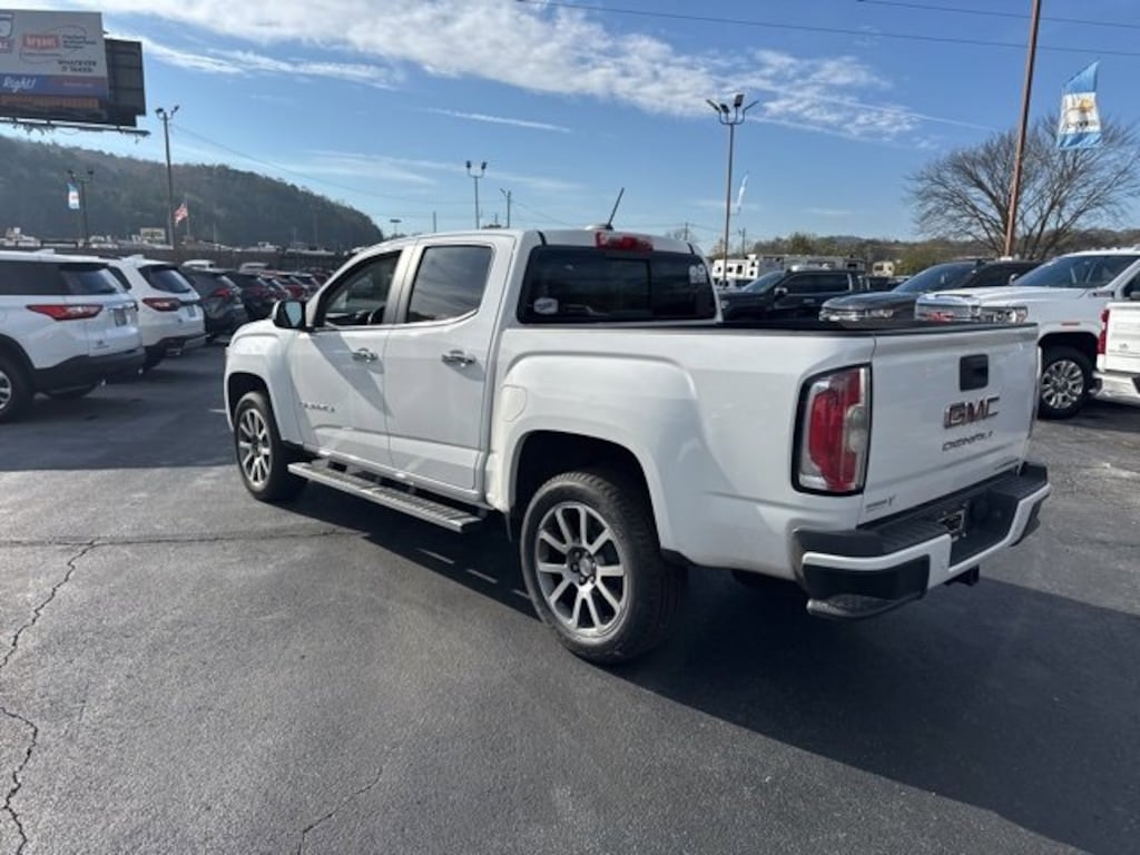Used 2022 GMC Canyon Denali Truck Crew Cab