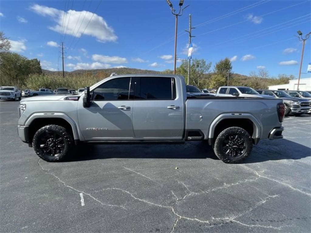 Used 2024 GMC Sierra 2500 HD AT4 Truck Crew Cab