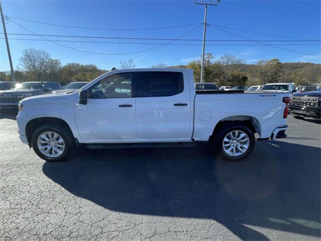 New 2026 Chevrolet Silverado 1500 Custom Truck Crew Cab