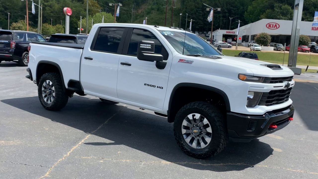 Used 2024 Chevrolet Silverado 2500HD Custom with VIN 2GC4YME75R1113693 for sale in Anniston, AL