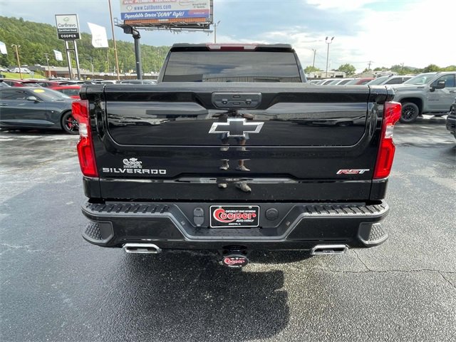 2023 Chevrolet Silverado 1500 RST photo 2