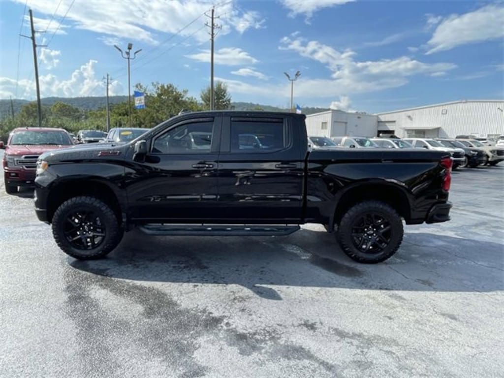 Used 2022 Chevrolet Silverado 1500 LT Trail Boss Truck Crew Cab