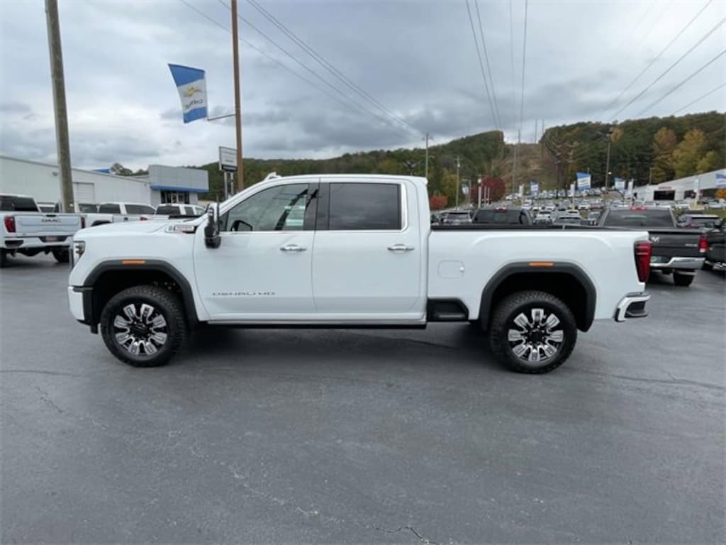 New 2026 GMC Sierra 2500 HD Denali Truck Crew Cab