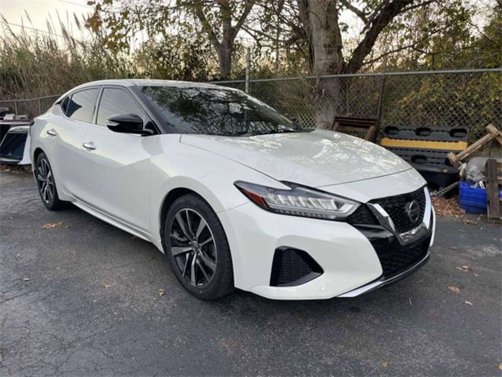 Used 2021 Nissan Maxima SV Xtronic CVT Sedan