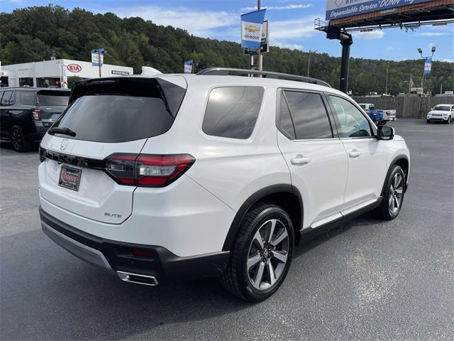 2025 Honda Pilot Elite photo 3