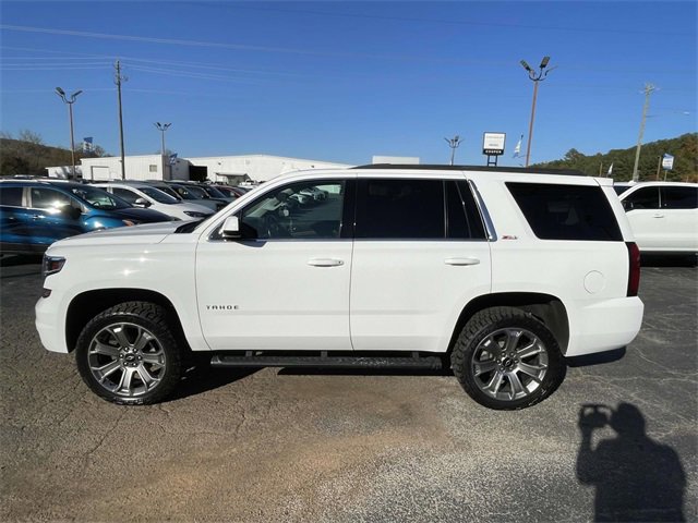 2019 Chevrolet Tahoe LT Z71 photo 2