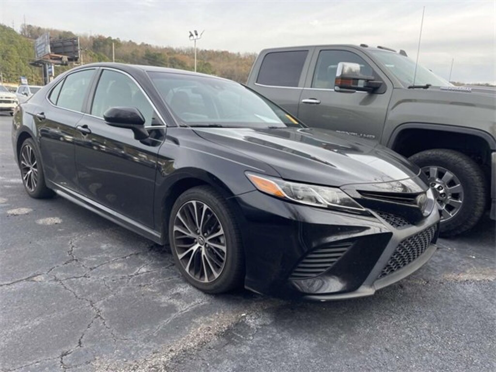 Used 2019 Toyota Camry LE Sedan