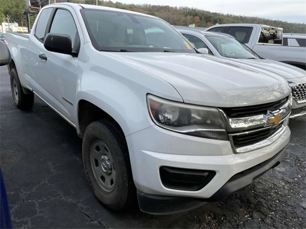 Used 2017 Chevrolet Colorado 2WD WT Truck Extended Cab